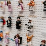 Einzigartiger Sitzplan aus Legomännchen