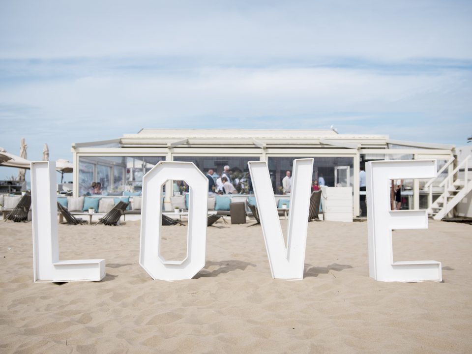 Freie Trauung am Strand der Ostsee – romantisch, natürlich und mit Blick aufs Meer