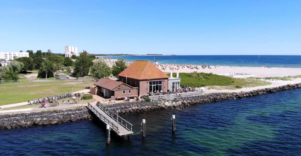 Hochzeit auf Fehmarn – freie Trauung am Chillaz Südstrand mit Inselatmosphäre
