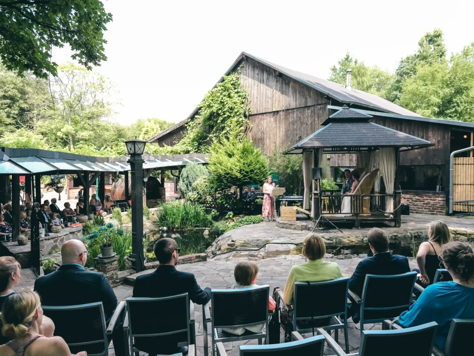 Freie Trauung am Wasser auf Gut Hahn in Haan