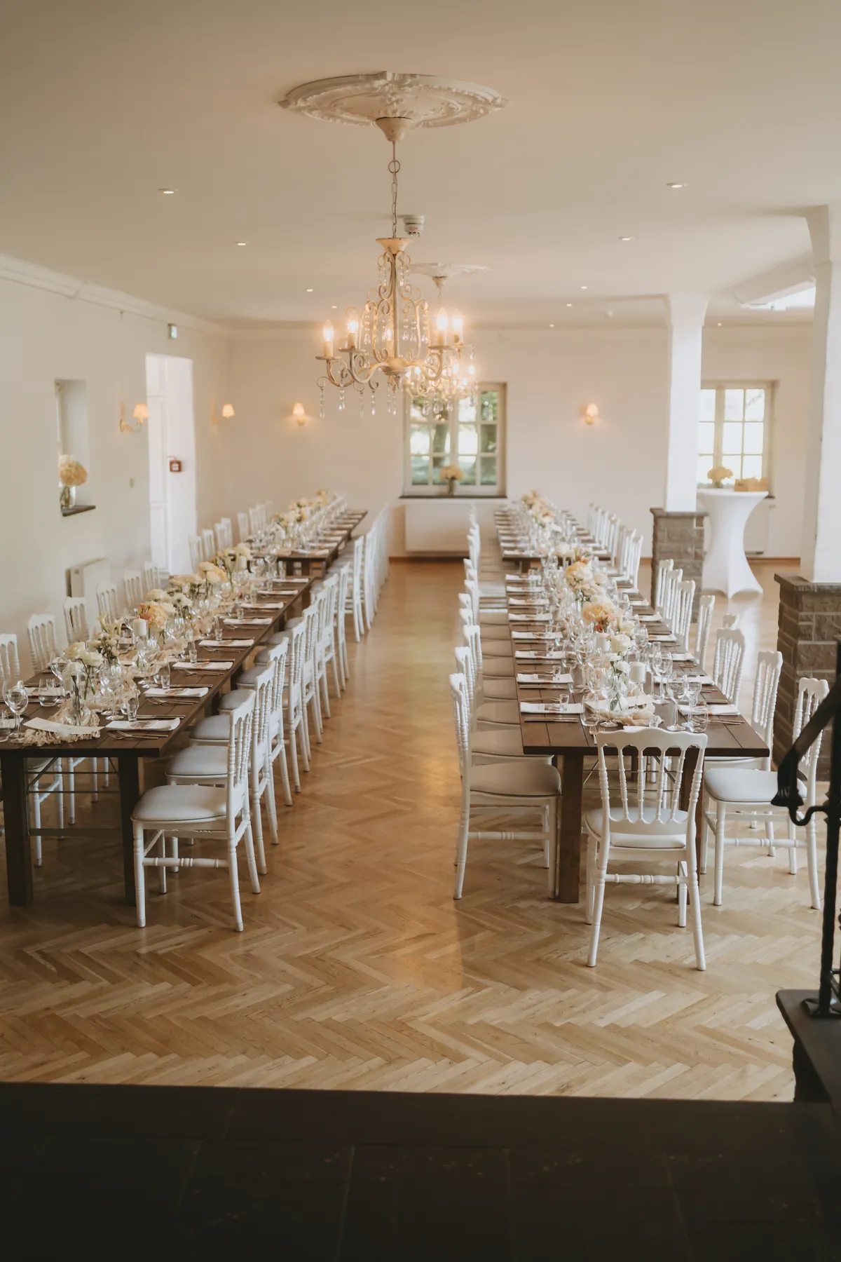 Heller Festsaal des Landgut Stüttem als Hochzeitslocation in Wipperfürth